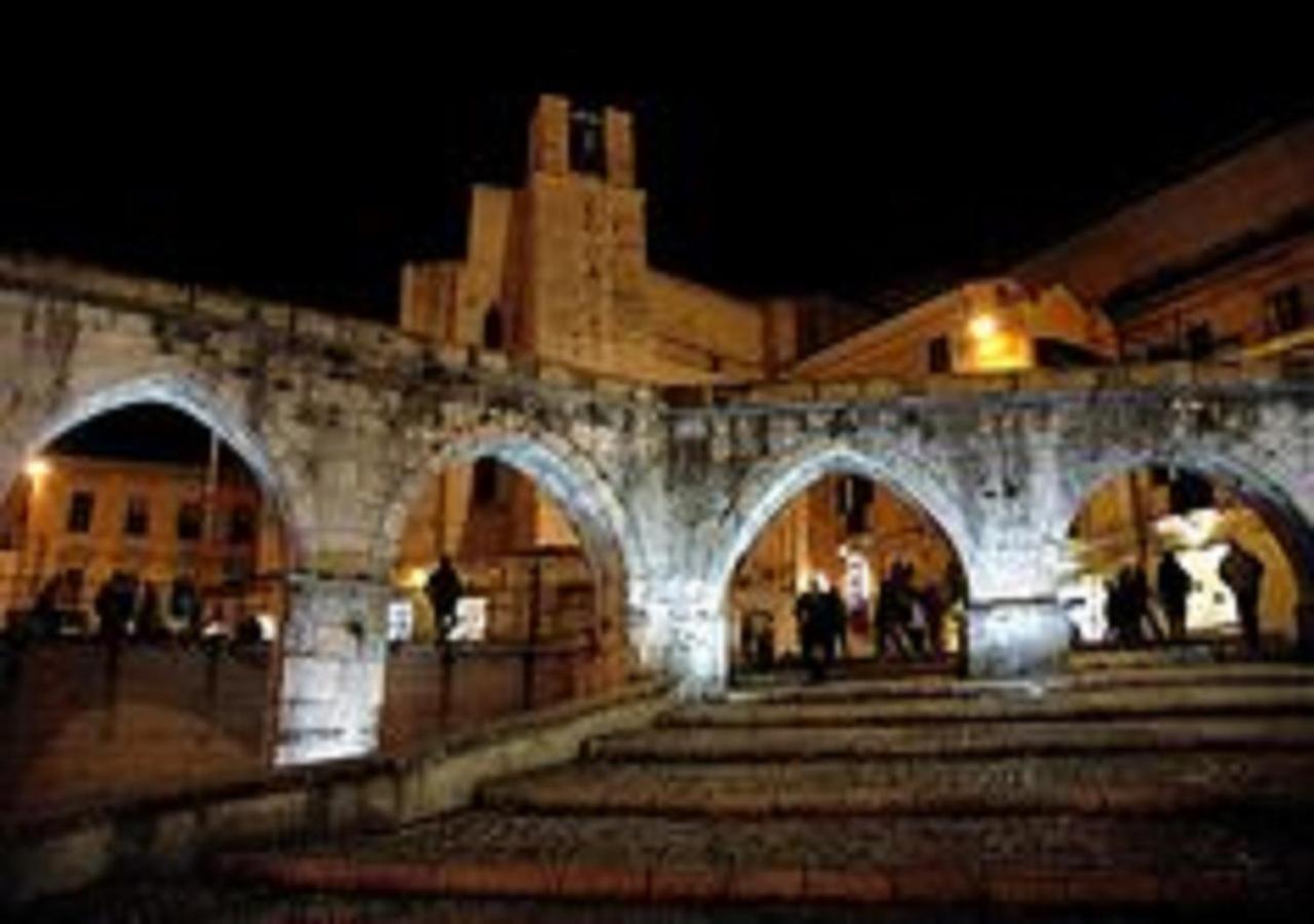 Bed and Breakfast Lo Gnomo Sulmona Exterior foto